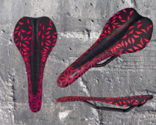 SUPACAZ Scorch Carbon Saddle Red